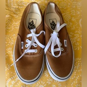 Womens size 5.5 rust colored vans
